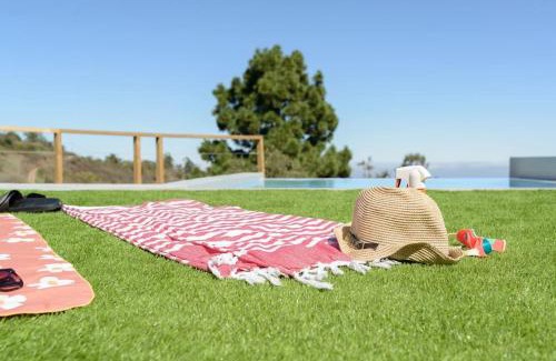 Fontanales Villa | Villa con piscina y vista al mar