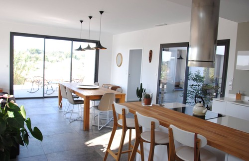Pezenas Villa | Villa Contemporaine Avec Piscine à Débordement