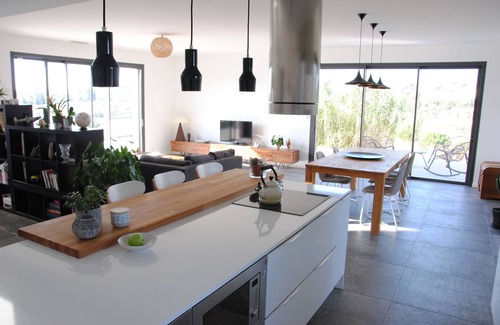 Pezenas Villa | Villa Contemporaine Avec Piscine à Débordement