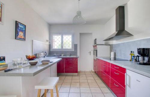 Six-Fours-les-Plages House | Villa Coquelicot - Maison climatisée avec piscine