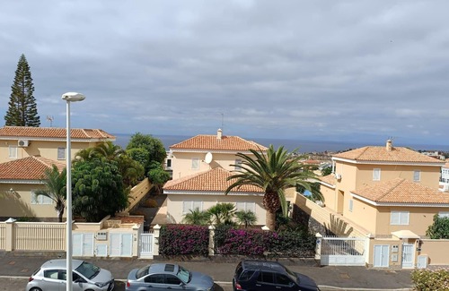 Costa Adeje Villa | Villa-costaadeje-3br-balcony-wifi-parking