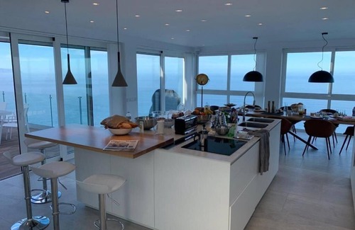 Sauzal Villa | Villa 'Crystal Ocean Villa' with Sea View, Heated Pool & Wi-Fi