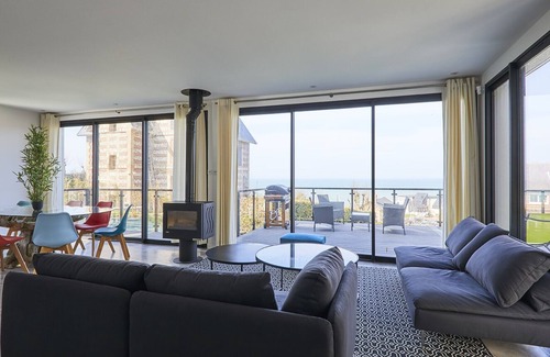 Hautot-sur-Mer Villa | Villa D'architecture Contemporaine vue sur mer Imprenable