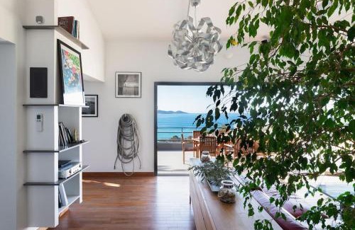 Pietrosella Villa | Villa d'architecte, piscine et jacuzzi, à quelques mètres de la plage