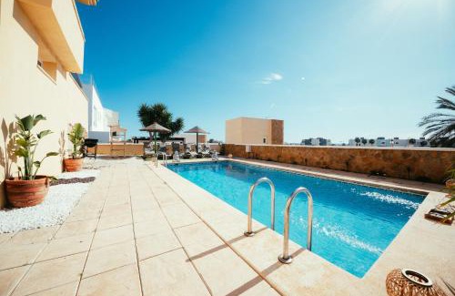 Almerimar Villa | Villa Dahi Almerimar 10 Guest, Prive Pool, prive Bar, BBQ, Sea views