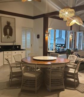 Armacao House | Villa das Graças