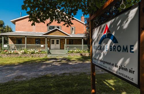 Lac-Brome Hotel | Villa de Brome