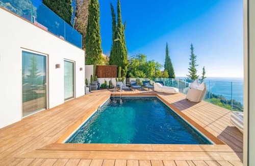 Roquebrune-Cap-Martin Villa | Villa de luxe avec vue panoramique sur la mer et Monaco