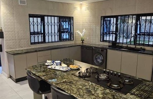 Harare House | Villa De Luna in Avondale, Lomagundi Road