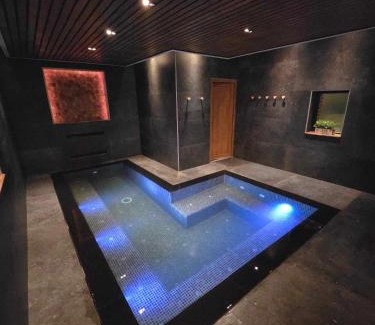Dourlers Villa | villa de luxe avec piscine et jacuzzi xxl
