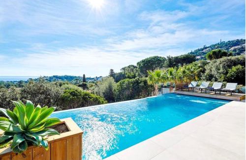 Cavalaire-sur-Mer Villa | Villa de Luxe Vue Mer Les Oiseaux du Paradis