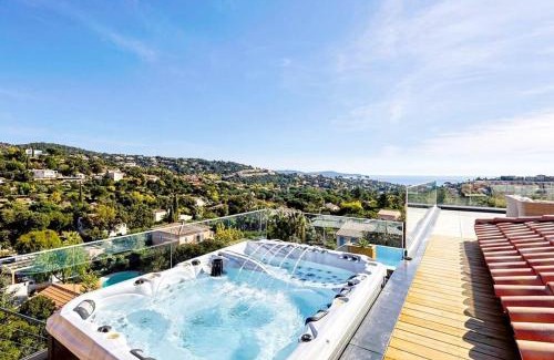 Cavalaire-sur-Mer Villa | Villa de Luxe Vue Mer Les Oiseaux du Paradis