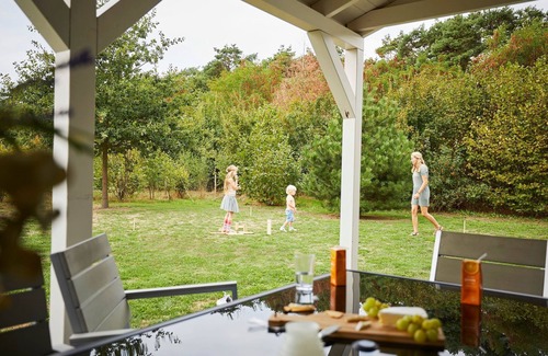 Roggel Villa | Villa de luxe with sauna, whirlpool & steam shower