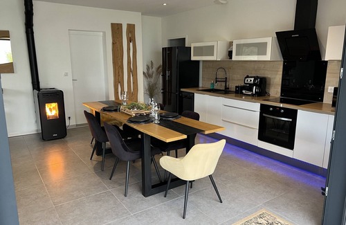 Ploufragan House | Villa de Plain-pied Avec Jacuzzi à Deux pas de la mer et du Centre Ville