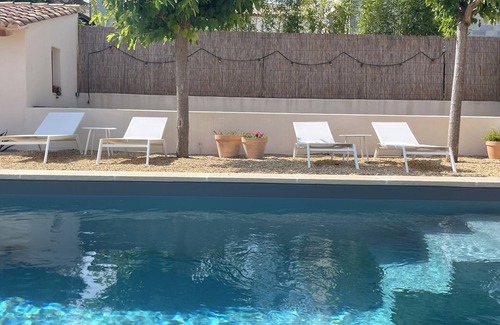 Asperes Villa | Villa de Vacances Avec Piscine à 7 min de Sommières, Petite Citée de Caractère