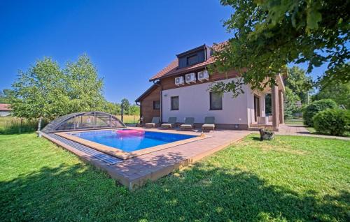 Gospic Villa | Villa Debelo Brdo by Villas Guide