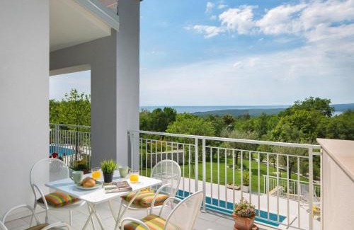 Stanisovi Villa | Villa Debora by Interhome