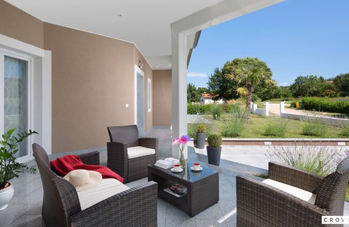 Rogocana Villa | Villa Deep Blue nearby Labin – Crovillas GmbH