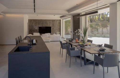 Monti D'arena-Bosco Caggione Villa | villa degli ulivi salento design resort