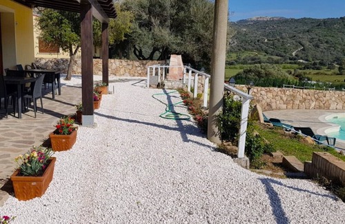 Sa Castangia Apartment | VILLA DEI GRANITI: delightful villa with swimming pool