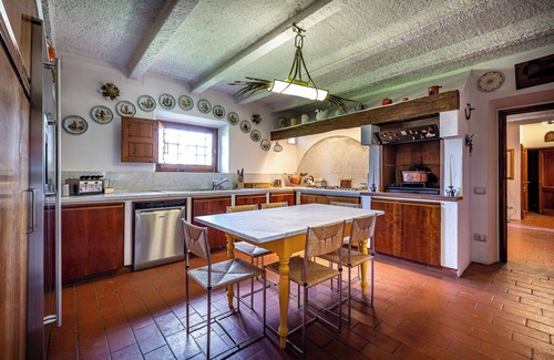 Grassina Villa | Villa Dei Pavoni - Luxury Villa on top of hills in Florence