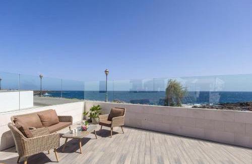 Caleta de Fuste Villa | Villa Del Mar by Villa Plus