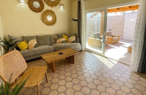 Caleta de Fuste Villa | Villa del Mar. Sol, calma y relax en el centro