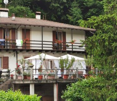 Cerano d'Intelvi Apartment | Villa Delle Rose