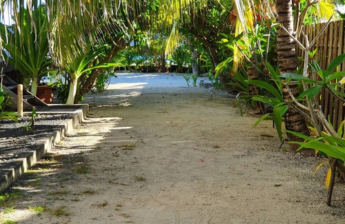 Temae House | Villa Des Riac oceanfront oceanfront cottage