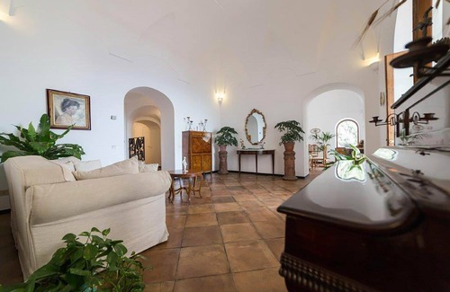 Praiano Villa | Villa Desideria with heated pool - My Rental Homes