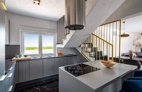 Stankovci House | Villa Diva with pool and a quiet location