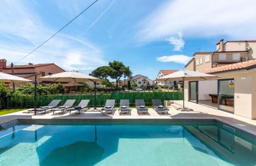 Rovinj Villa | Villa Domenica Medelina 5. City center, pool, jacuzzi, sauna