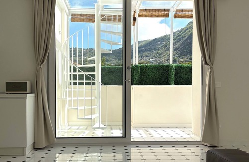 Sant'Agnello Villa | Villa Donna Olga - a stone's throw from the sea and Sorrento