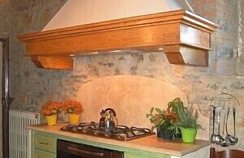 Bucine House | Villa Doralicia A: A characteristic and welcoming two-story historical villa surrounded by the greenery, with Free WI-FI.