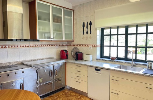 Perre House | Villa dos Amados: House with swimming pool, playground and nature in every detail.