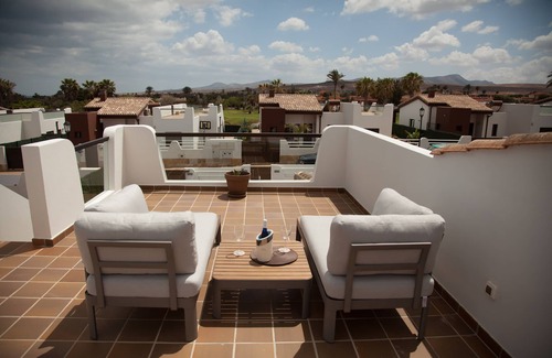Caleta de Fuste Villa | VILLA DREAMS CALETA DE FUSTE- HEATER POOL - GOLF COURSE FUERTEVENTURA
