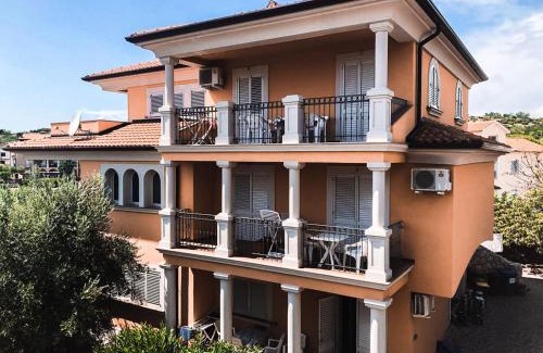 Lopar Apartment | Villa Dubravka