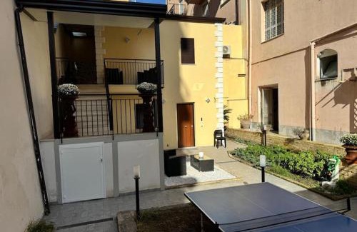 Torre Annunziata Apartment | Villa Ebe - Casa indipendente con giardino