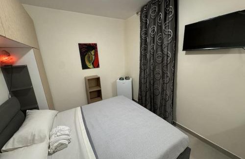 Torre Annunziata Apartment | Villa Ebe - Casa indipendente con giardino