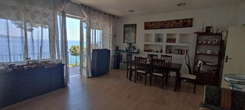 Ogliastro Marina Bed & Breakfast | Villa Edwige B&B