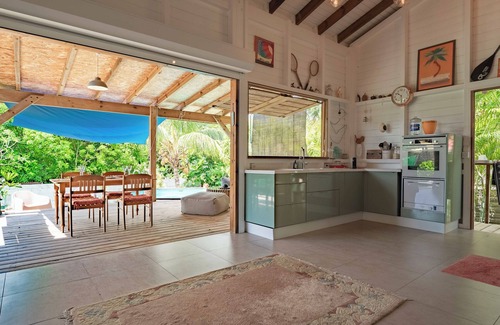 Morel Villa | Villa Ekinos is ideally located within walking distance of the beaches.