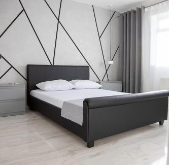 Northampton Villa | Villa Emma - Modern Bungalow with EV Point, Free Parking & Workspace