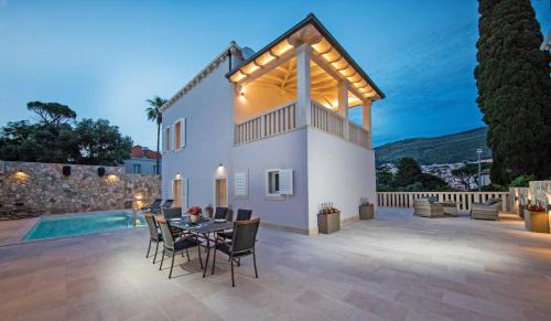 Babin Kuk Villa | Villa Enigma