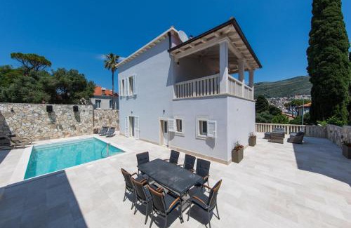 Babin Kuk Villa | Villa Enigma