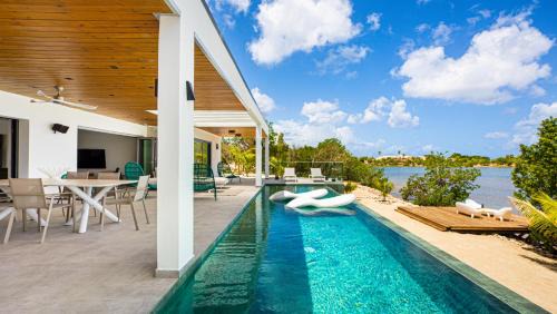 Les Terres Basses Villa | Villa Enjoy