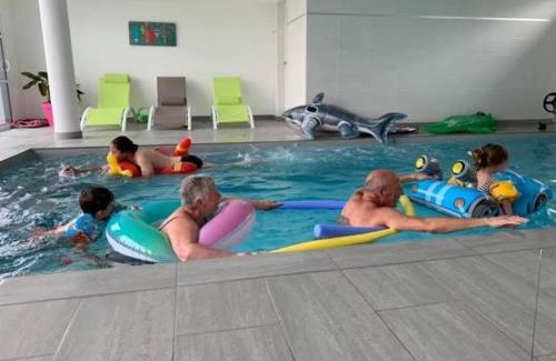 Sibiril House | Villa Enora Bretagne Piscine Intérieure Partagée Jacuzzi privatif 100m Plage