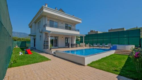 Fethiye Villa | Villa Esmeralda, Jakuzili Çocuk Havuzlu Lüks Villa