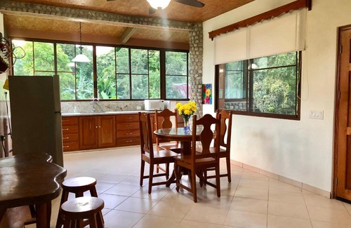 El Valle de Anton Apartment | Villa Esperanza