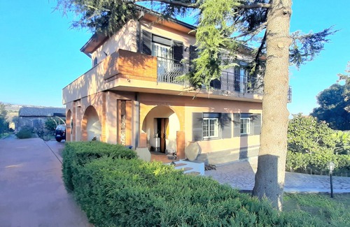 Blandano Villa | Villa Etna, with swimming pool and garden.