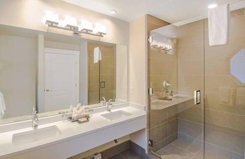 Malahat Resort | Villa Eyrie Resort